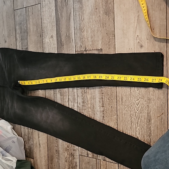 Redy size 23 jeans. High rise skinny. Full length. Fitted through thigh. - Picture 8 of 8